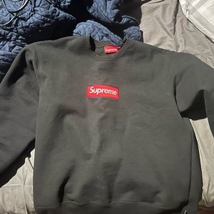 Supreme size L crew neck
